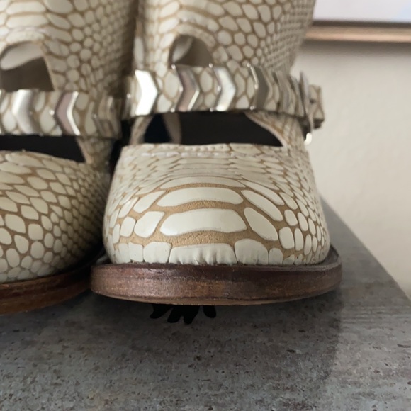 NWT Freebird White Snake Blade Size 7 - Picture 7 of 16